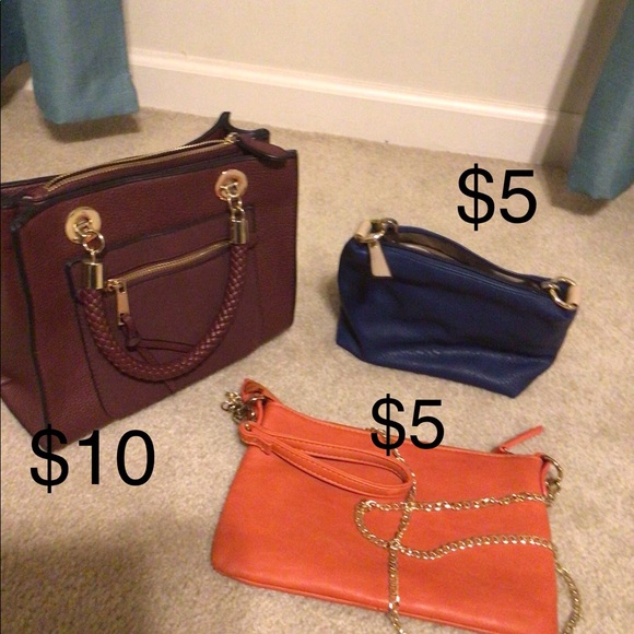 Multiple purses - Picture 6 of 6